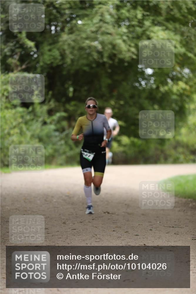 30.08.2026 - Elbe Triathlon Hamburg Antke Förster http://msf.ph/oto/10104026 30.08.2026 11:45:18 Laufen  meine-sportfotos.de