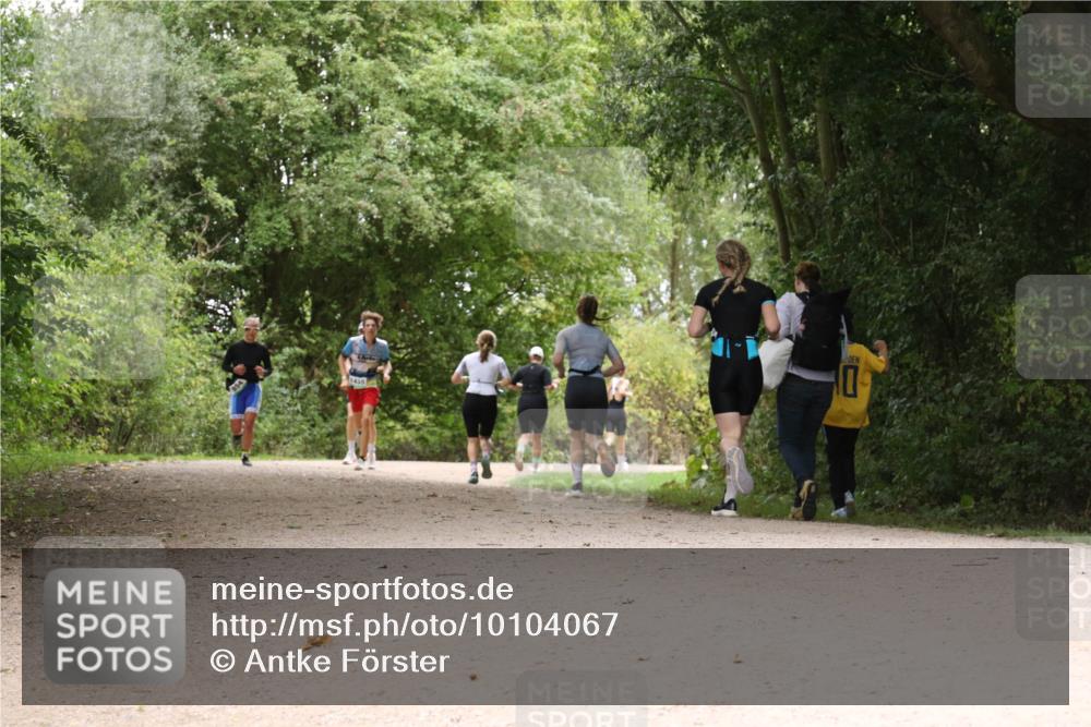 30.08.2026 - Elbe Triathlon Hamburg Antke Förster http://msf.ph/oto/10104067 30.08.2026 11:49:56 Laufen 1455, 10 meine-sportfotos.de