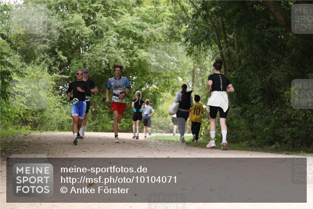 30.08.2026 - Elbe Triathlon Hamburg Antke Förster http://msf.ph/oto/10104071 30.08.2026 11:50:01 Laufen 854, 1455, 10 meine-sportfotos.de