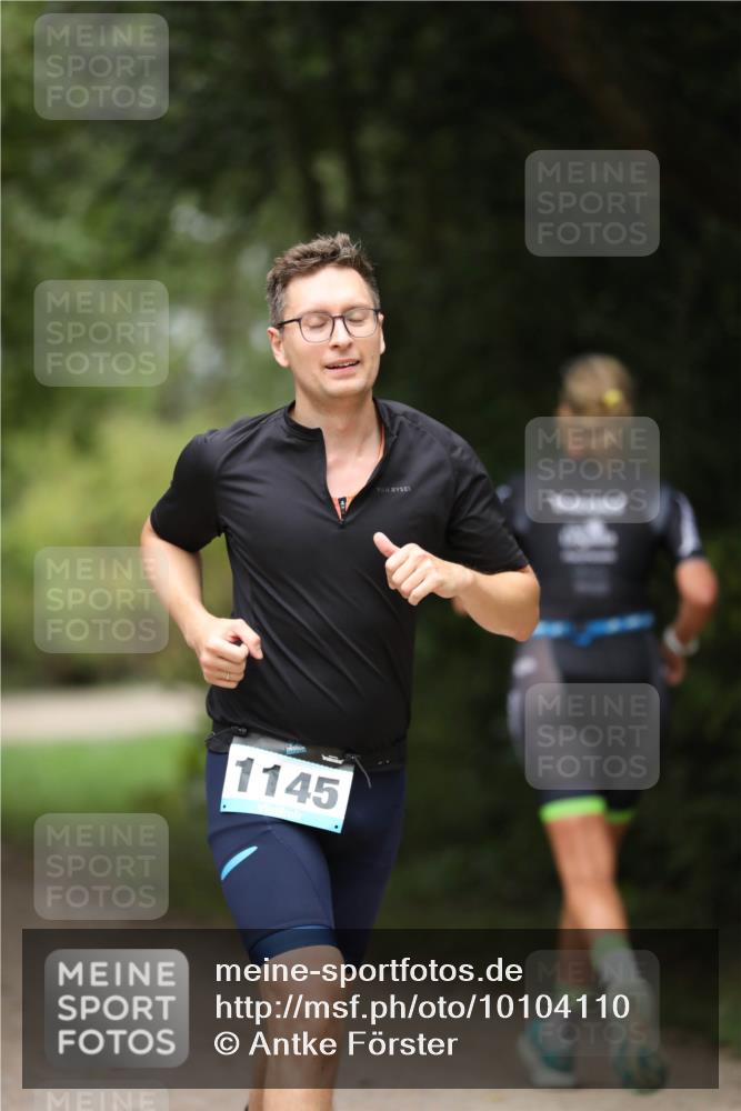 30.08.2026 - Elbe Triathlon Hamburg Antke Förster http://msf.ph/oto/10104110 30.08.2026 11:46:43 Laufen 1145 meine-sportfotos.de
