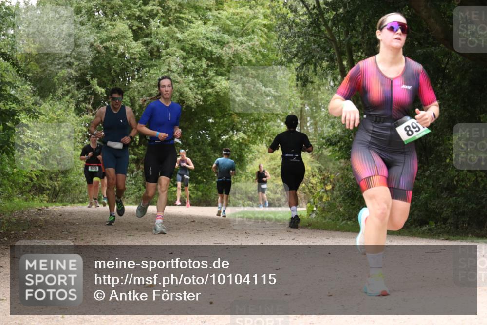 30.08.2026 - Elbe Triathlon Hamburg Antke Förster http://msf.ph/oto/10104115 30.08.2026 11:50:47 Laufen 838, 89 meine-sportfotos.de