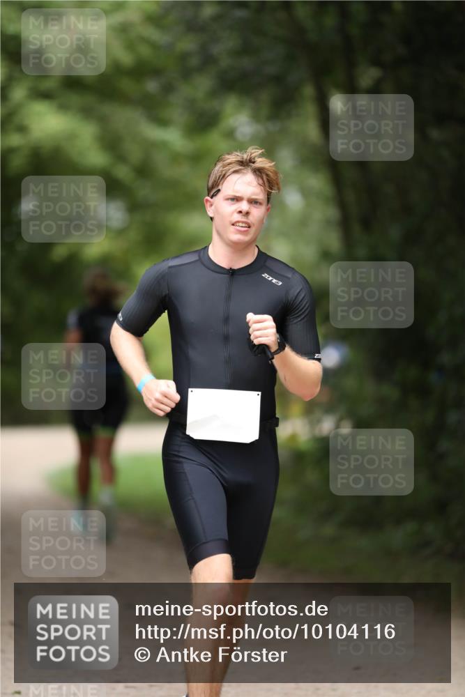 30.08.2026 - Elbe Triathlon Hamburg Antke Förster http://msf.ph/oto/10104116 30.08.2026 11:46:46 Laufen  meine-sportfotos.de
