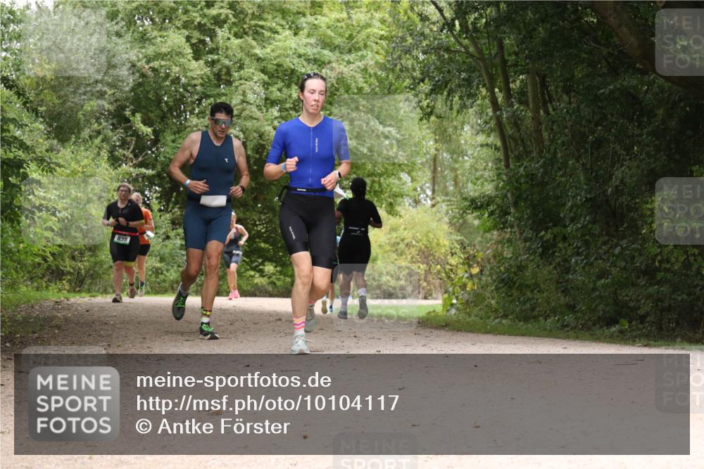 30.08.2026 - Elbe Triathlon Hamburg Antke Förster http://msf.ph/oto/10104117 30.08.2026 11:50:49 Laufen 838 meine-sportfotos.de