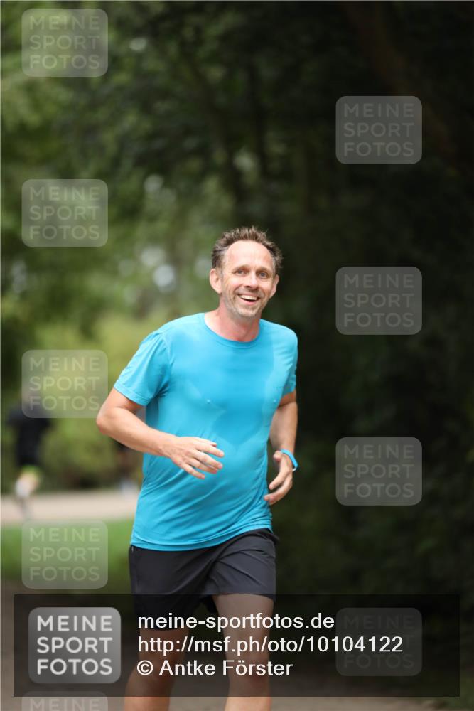 30.08.2026 - Elbe Triathlon Hamburg Antke Förster http://msf.ph/oto/10104122 30.08.2026 11:46:49 Laufen  meine-sportfotos.de