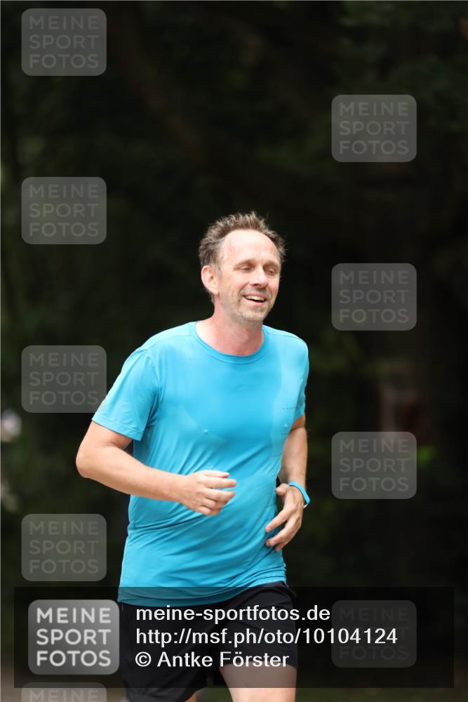 30.08.2026 - Elbe Triathlon Hamburg Antke Förster http://msf.ph/oto/10104124 30.08.2026 11:46:50 Laufen  meine-sportfotos.de