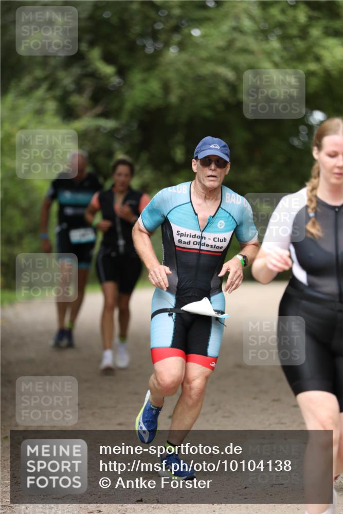 30.08.2026 - Elbe Triathlon Hamburg Antke Förster http://msf.ph/oto/10104138 30.08.2026 11:47:11 Laufen  meine-sportfotos.de