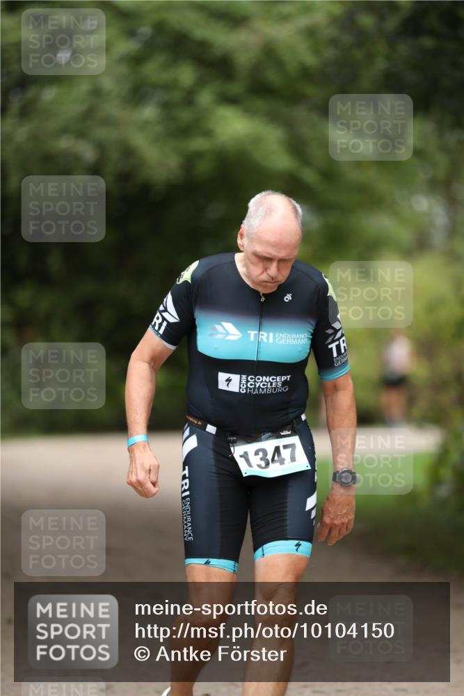 30.08.2026 - Elbe Triathlon Hamburg Antke Förster http://msf.ph/oto/10104150 30.08.2026 11:47:18 Laufen 1347 meine-sportfotos.de