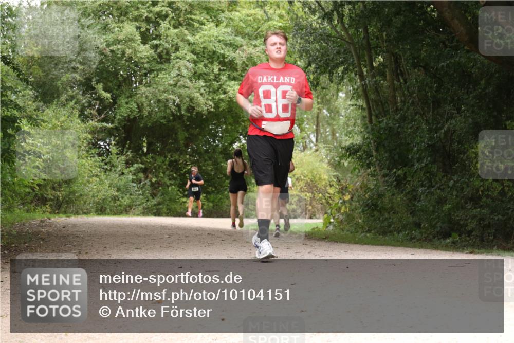 30.08.2026 - Elbe Triathlon Hamburg Antke Förster http://msf.ph/oto/10104151 30.08.2026 11:51:36 Laufen 86 meine-sportfotos.de
