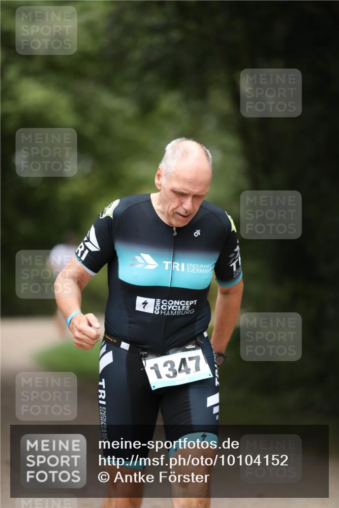 30.08.2026 - Elbe Triathlon Hamburg Antke Förster http://msf.ph/oto/10104152 30.08.2026 11:47:18 Laufen 1347 meine-sportfotos.de