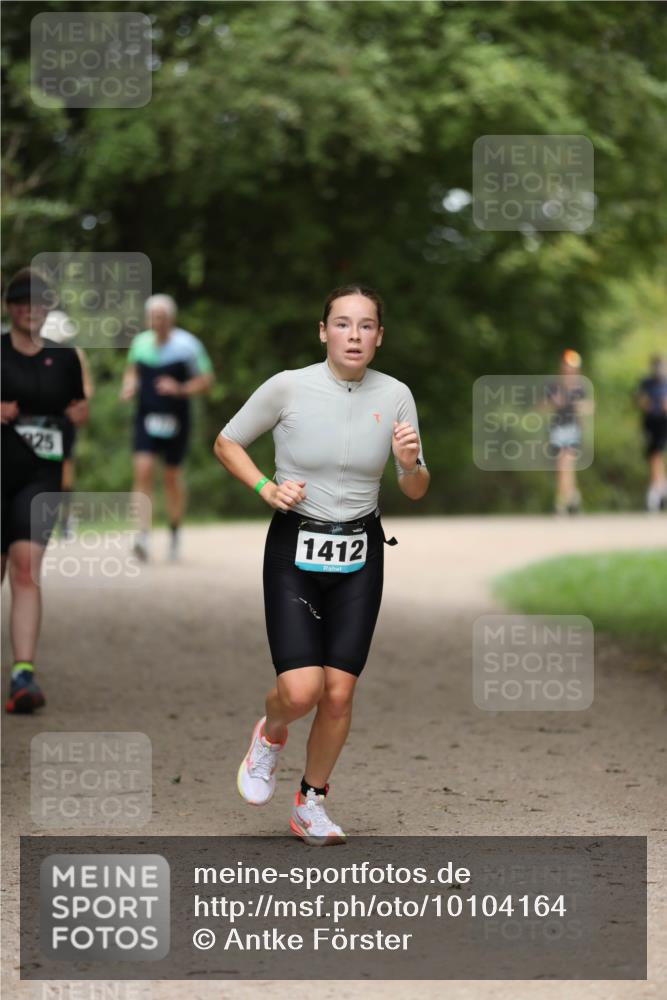 30.08.2026 - Elbe Triathlon Hamburg Antke Förster http://msf.ph/oto/10104164 30.08.2026 11:47:33 Laufen 25, 1412 meine-sportfotos.de