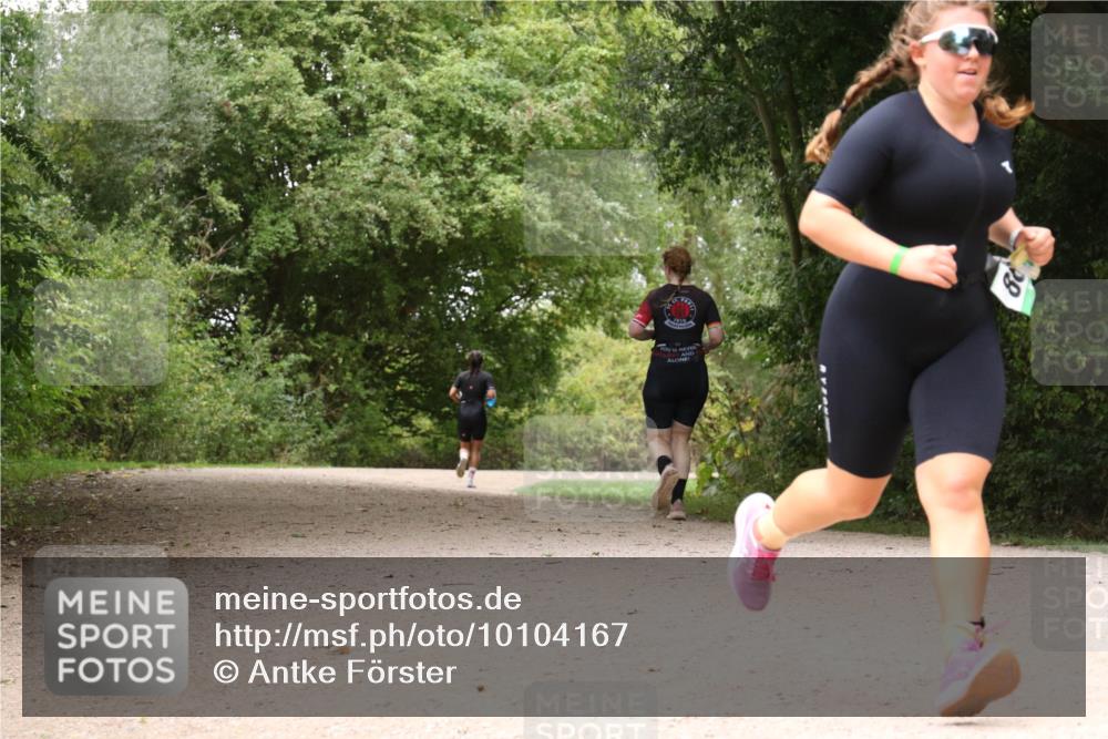 30.08.2026 - Elbe Triathlon Hamburg Antke Förster http://msf.ph/oto/10104167 30.08.2026 11:51:49 Laufen  meine-sportfotos.de