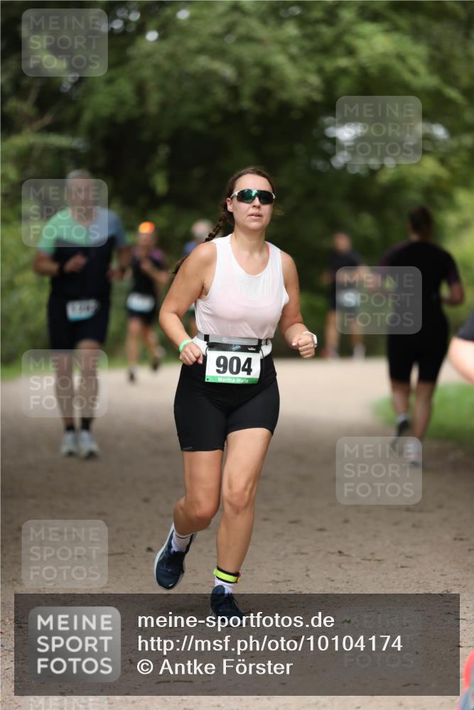 30.08.2026 - Elbe Triathlon Hamburg Antke Förster http://msf.ph/oto/10104174 30.08.2026 11:47:38 Laufen 904 meine-sportfotos.de