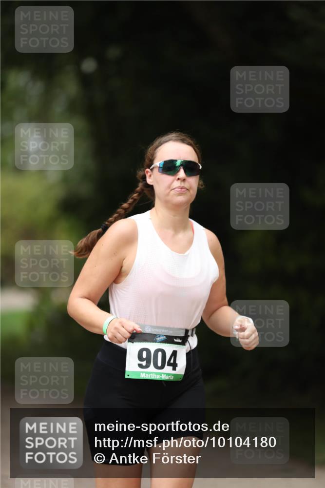 30.08.2026 - Elbe Triathlon Hamburg Antke Förster http://msf.ph/oto/10104180 30.08.2026 11:47:40 Laufen 904 meine-sportfotos.de