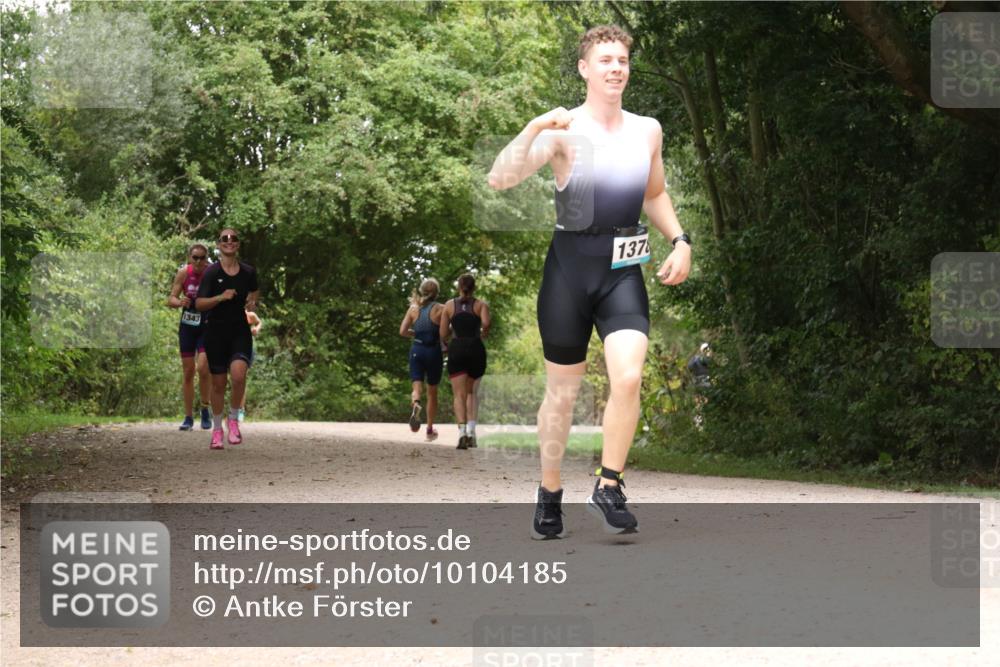 30.08.2026 - Elbe Triathlon Hamburg Antke Förster http://msf.ph/oto/10104185 30.08.2026 11:52:10 Laufen 1343, 1378 meine-sportfotos.de