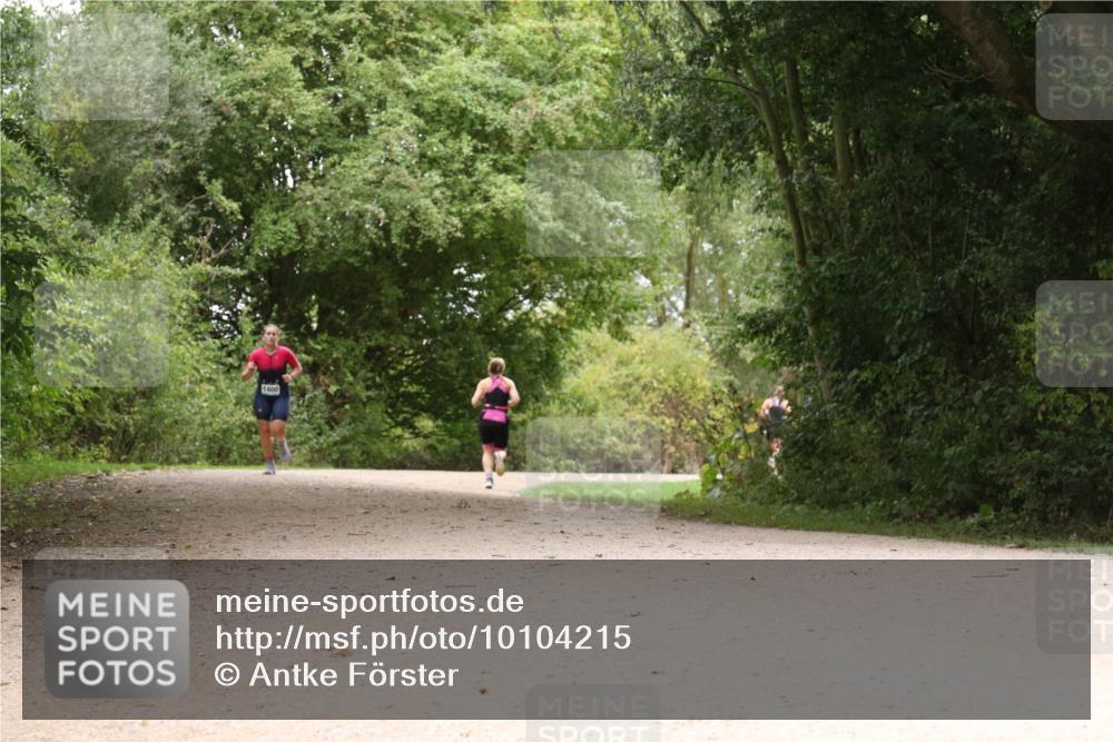 30.08.2026 - Elbe Triathlon Hamburg Antke Förster http://msf.ph/oto/10104215 30.08.2026 11:52:22 Laufen 1400 meine-sportfotos.de