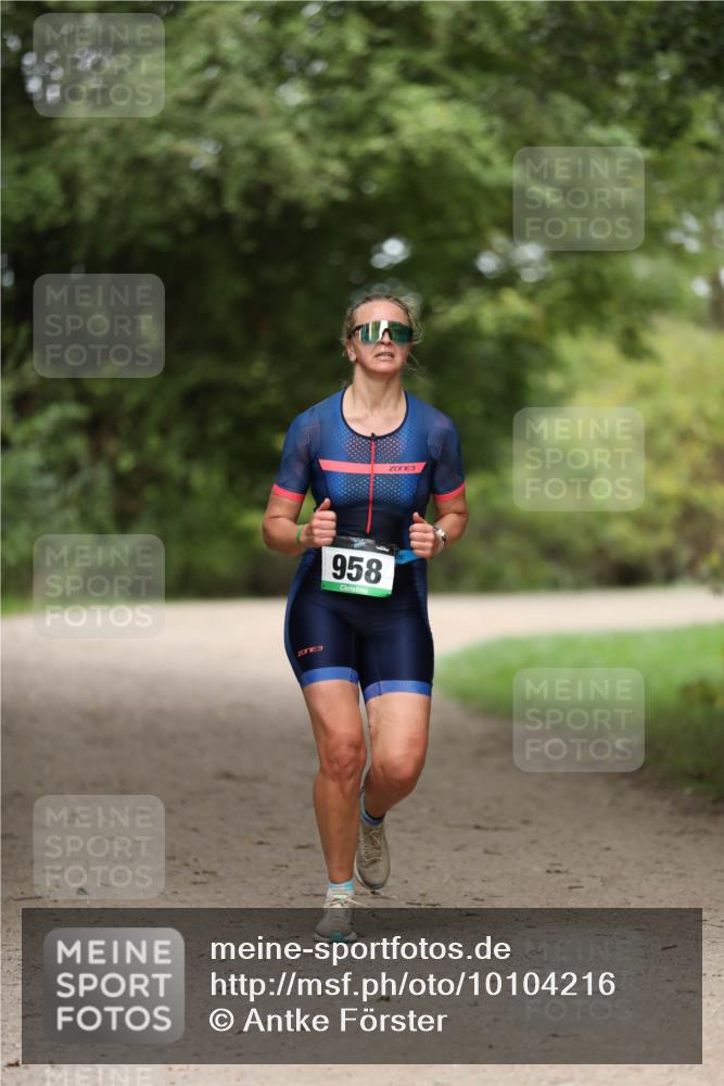 30.08.2026 - Elbe Triathlon Hamburg Antke Förster http://msf.ph/oto/10104216 30.08.2026 11:47:58 Laufen 3, 958, 3 meine-sportfotos.de