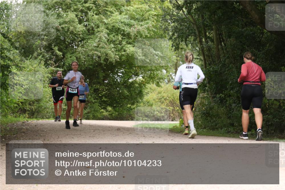 30.08.2026 - Elbe Triathlon Hamburg Antke Förster http://msf.ph/oto/10104233 30.08.2026 11:52:41 Laufen 468, 1411, 428 meine-sportfotos.de