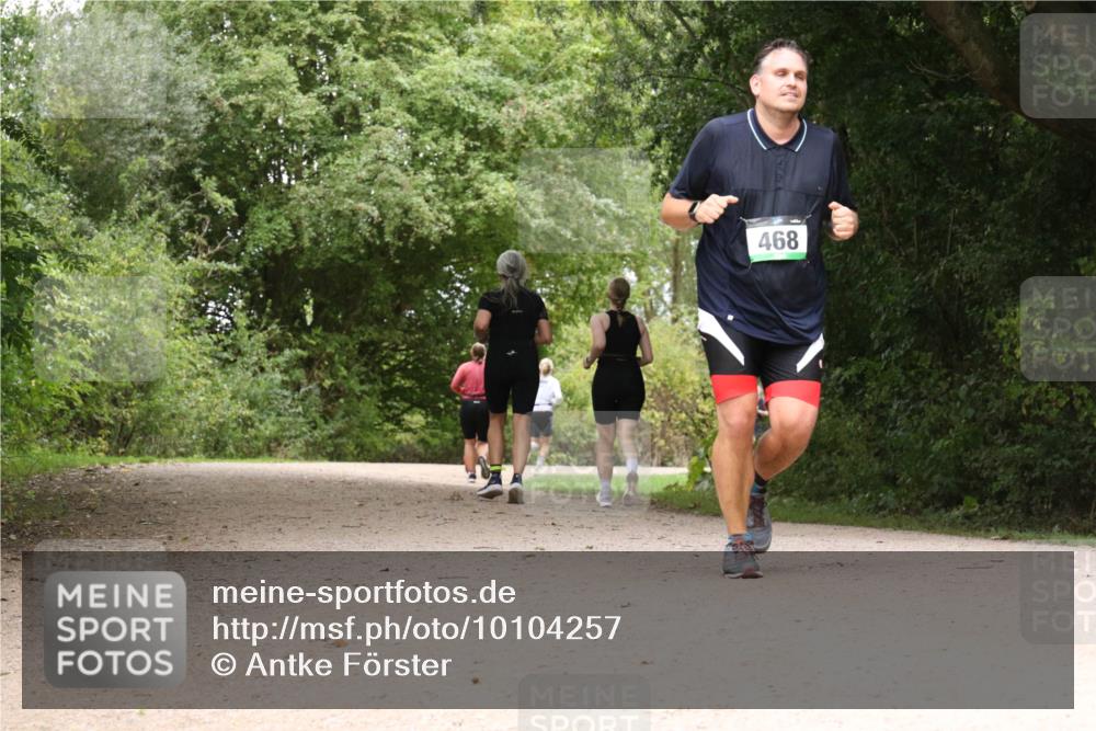 30.08.2026 - Elbe Triathlon Hamburg Antke Förster http://msf.ph/oto/10104257 30.08.2026 11:52:51 Laufen 468 meine-sportfotos.de