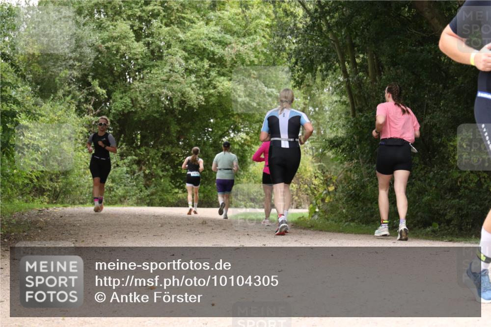 30.08.2026 - Elbe Triathlon Hamburg Antke Förster http://msf.ph/oto/10104305 30.08.2026 11:53:29 Laufen  meine-sportfotos.de
