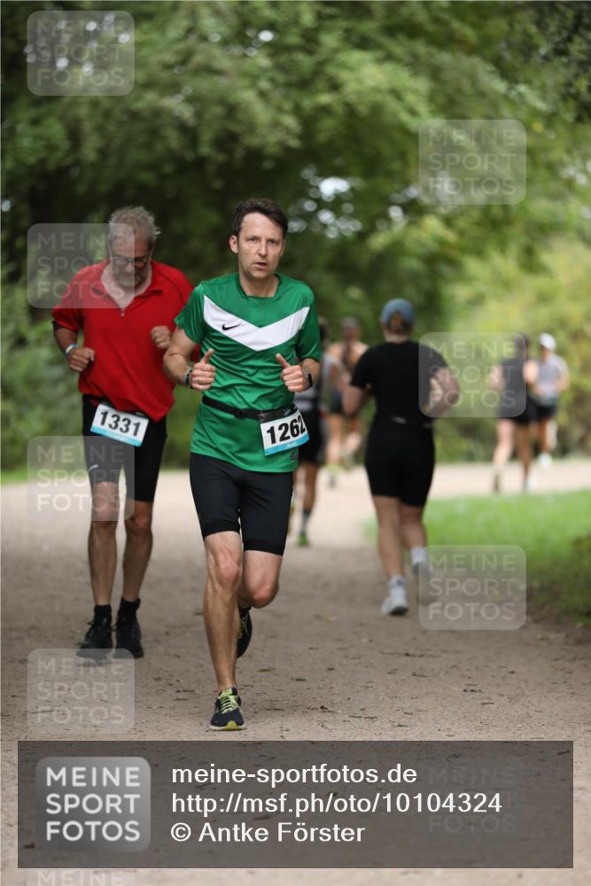 30.08.2026 - Elbe Triathlon Hamburg Antke Förster http://msf.ph/oto/10104324 30.08.2026 11:49:27 Laufen 1331, 126 meine-sportfotos.de