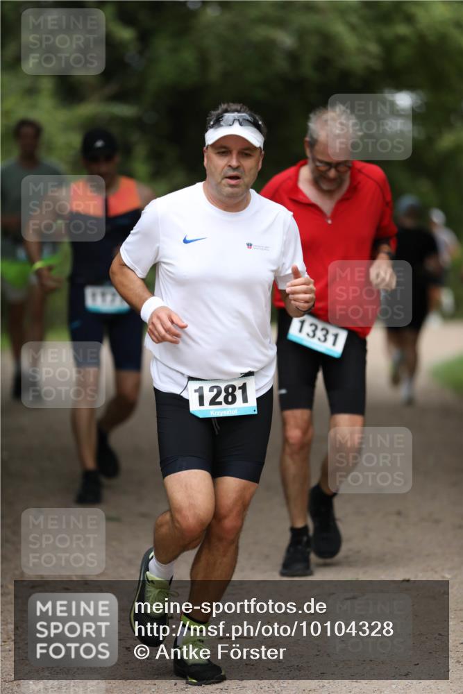 30.08.2026 - Elbe Triathlon Hamburg Antke Förster http://msf.ph/oto/10104328 30.08.2026 11:49:28 Laufen 1281, 1331 meine-sportfotos.de