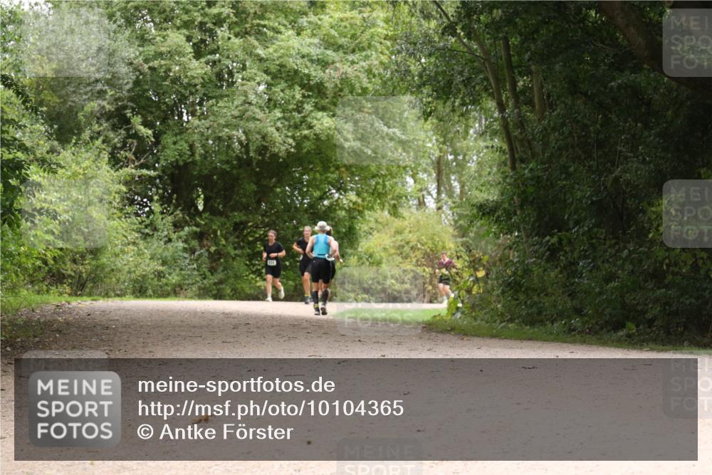 30.08.2026 - Elbe Triathlon Hamburg Antke Förster http://msf.ph/oto/10104365 30.08.2026 11:54:36 Laufen  meine-sportfotos.de
