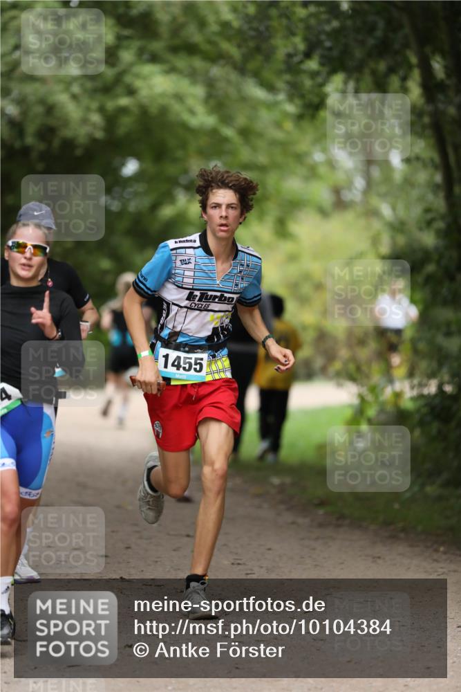 30.08.2026 - Elbe Triathlon Hamburg Antke Förster http://msf.ph/oto/10104384 30.08.2026 11:50:03 Laufen 1455 meine-sportfotos.de