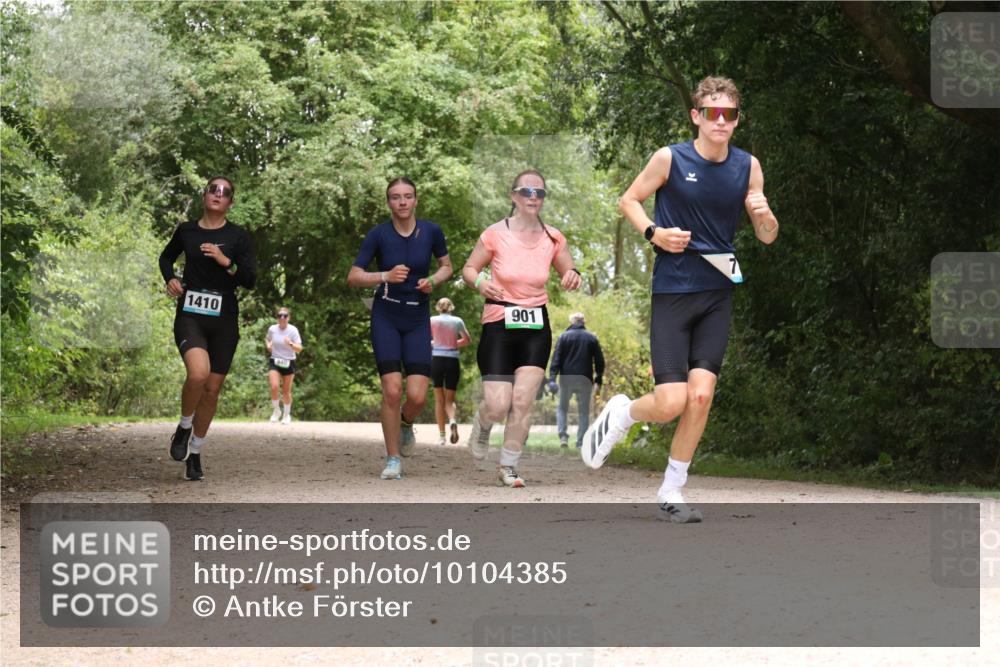 30.08.2026 - Elbe Triathlon Hamburg Antke Förster http://msf.ph/oto/10104385 30.08.2026 11:55:36 Laufen 1410, 901 meine-sportfotos.de
