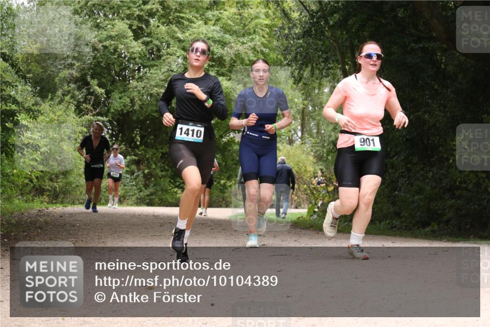 30.08.2026 - Elbe Triathlon Hamburg Antke Förster http://msf.ph/oto/10104389 30.08.2026 11:55:37 Laufen 940, 1410, 901 meine-sportfotos.de