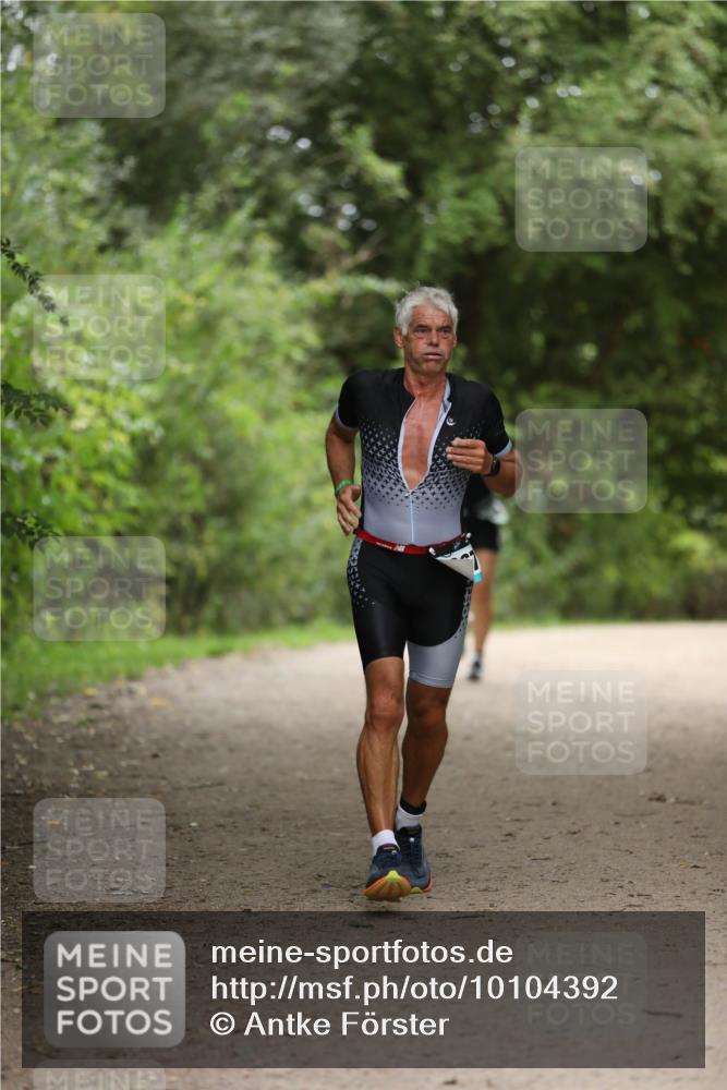 30.08.2026 - Elbe Triathlon Hamburg Antke Förster http://msf.ph/oto/10104392 30.08.2026 11:50:25 Laufen  meine-sportfotos.de