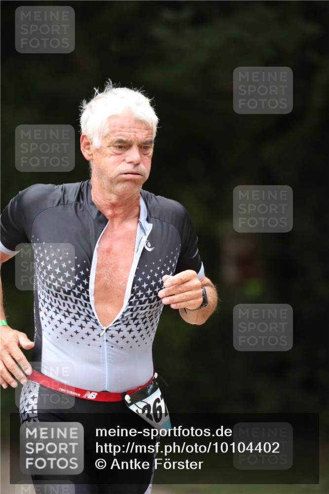 30.08.2026 - Elbe Triathlon Hamburg Antke Förster http://msf.ph/oto/10104402 30.08.2026 11:50:28 Laufen 198 meine-sportfotos.de