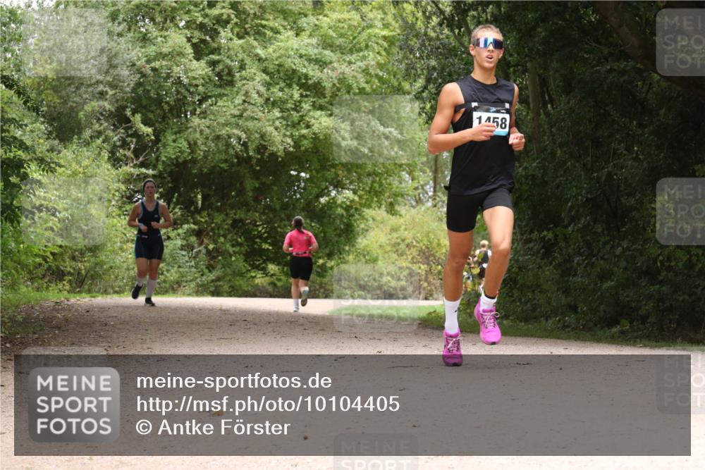 30.08.2026 - Elbe Triathlon Hamburg Antke Förster http://msf.ph/oto/10104405 30.08.2026 11:55:53 Laufen 1458 meine-sportfotos.de