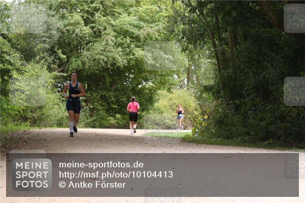 30.08.2026 - Elbe Triathlon Hamburg Antke Förster http://msf.ph/oto/10104413 30.08.2026 11:55:54 Laufen  meine-sportfotos.de