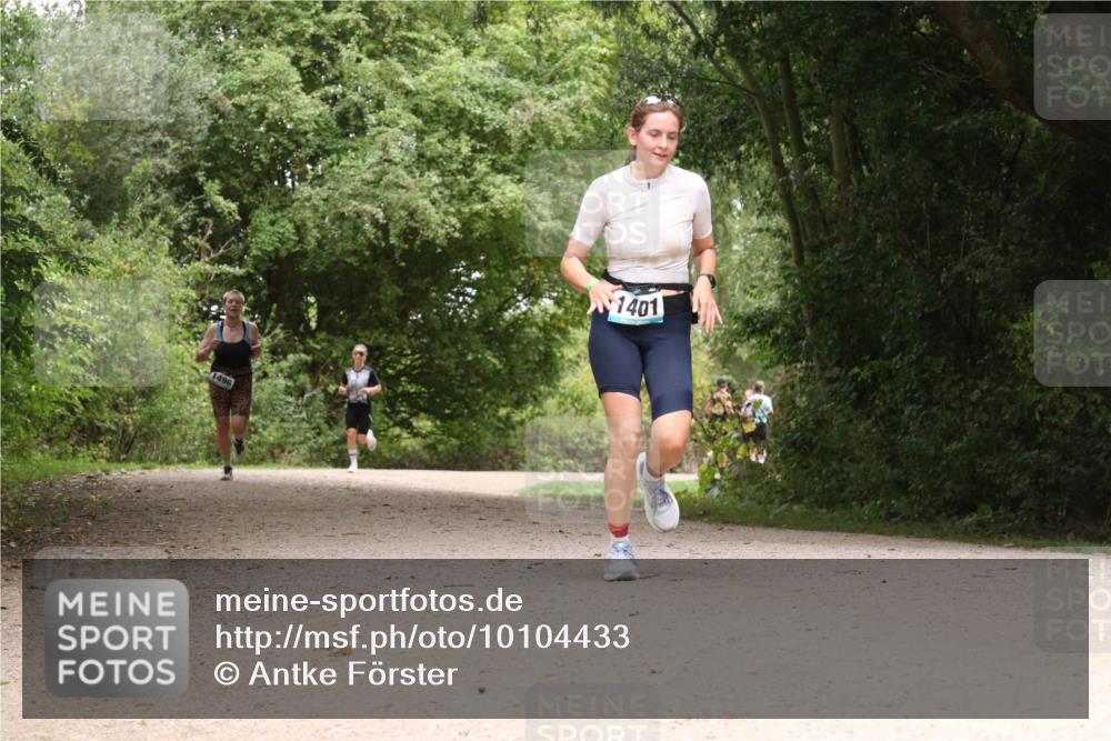 30.08.2026 - Elbe Triathlon Hamburg Antke Förster http://msf.ph/oto/10104433 30.08.2026 11:56:16 Laufen 1496, 1401 meine-sportfotos.de