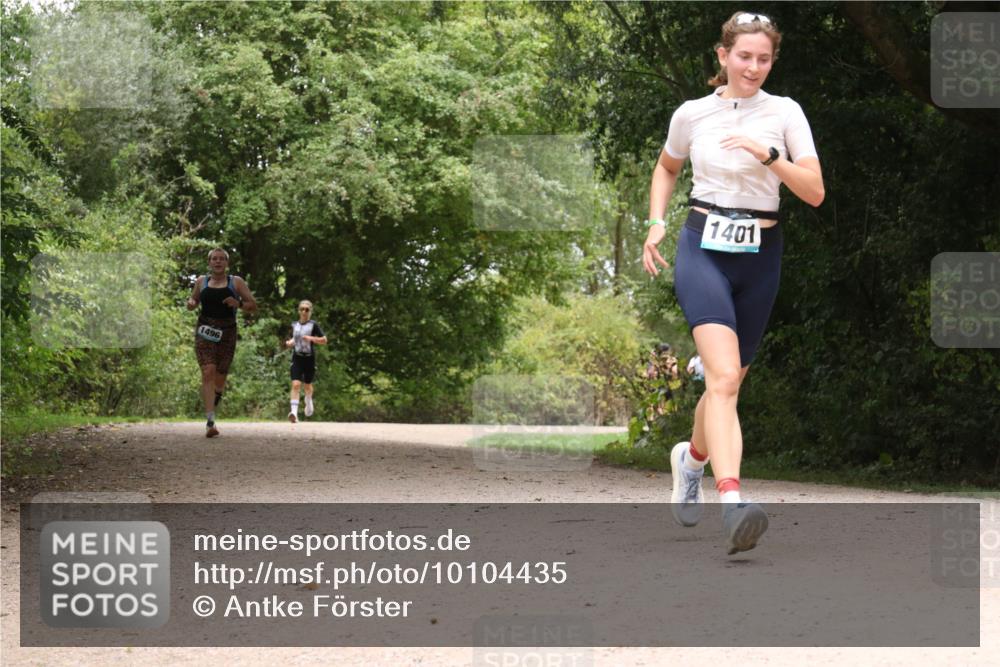 30.08.2026 - Elbe Triathlon Hamburg Antke Förster http://msf.ph/oto/10104435 30.08.2026 11:56:17 Laufen 1496, 1401 meine-sportfotos.de
