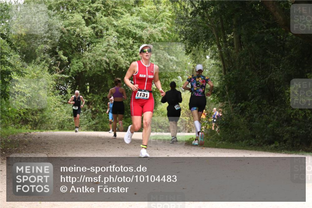 30.08.2026 - Elbe Triathlon Hamburg Antke Förster http://msf.ph/oto/10104483 30.08.2026 11:57:21 Laufen 1131, 16 meine-sportfotos.de