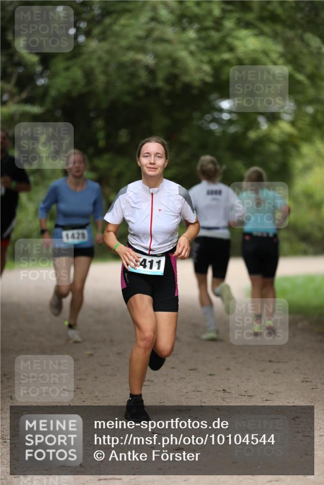 30.08.2026 - Elbe Triathlon Hamburg Antke Förster http://msf.ph/oto/10104544 30.08.2026 11:52:45 Laufen 1428, 411 meine-sportfotos.de