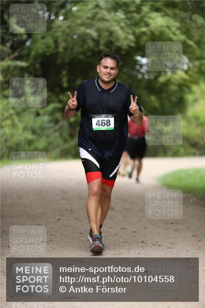 30.08.2026 - Elbe Triathlon Hamburg Antke Förster http://msf.ph/oto/10104558 30.08.2026 11:52:51 Laufen 468 meine-sportfotos.de
