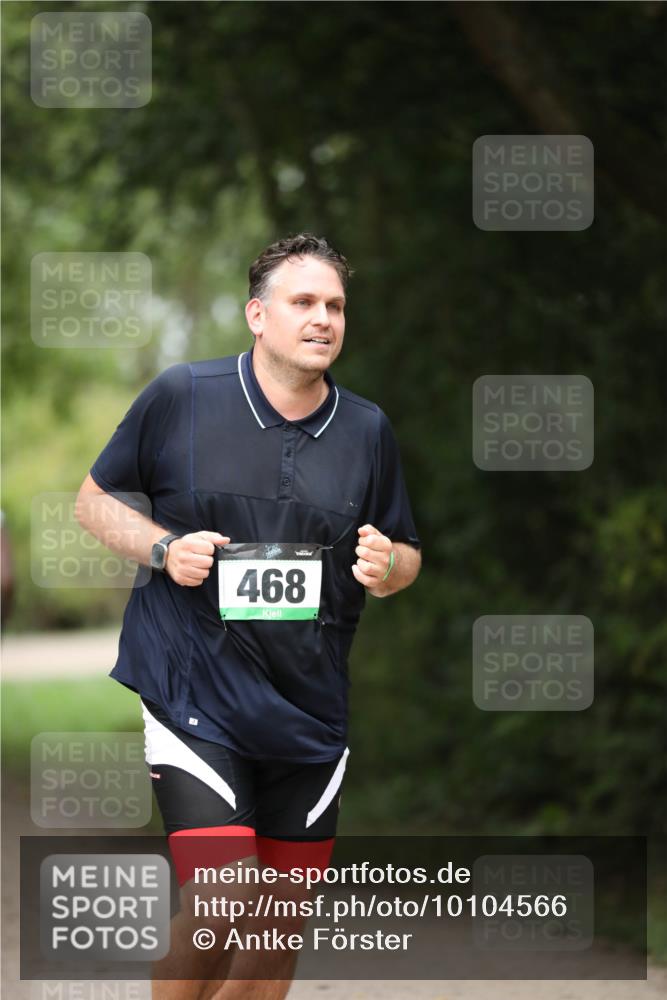 30.08.2026 - Elbe Triathlon Hamburg Antke Förster http://msf.ph/oto/10104566 30.08.2026 11:52:53 Laufen 468 meine-sportfotos.de
