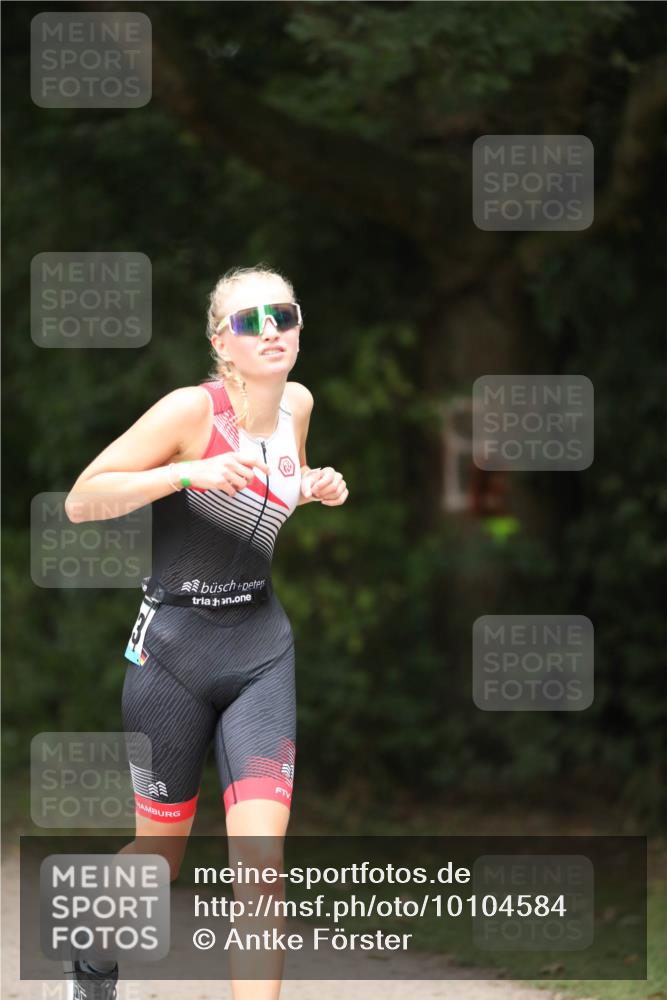 30.08.2026 - Elbe Triathlon Hamburg Antke Förster http://msf.ph/oto/10104584 30.08.2026 11:53:19 Laufen  meine-sportfotos.de