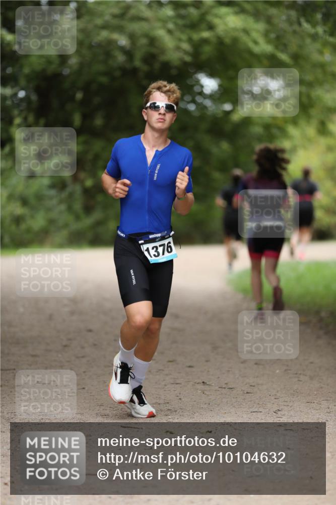 30.08.2026 - Elbe Triathlon Hamburg Antke Förster http://msf.ph/oto/10104632 30.08.2026 11:53:53 Laufen 1376 meine-sportfotos.de