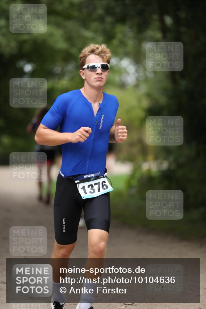 30.08.2026 - Elbe Triathlon Hamburg Antke Förster http://msf.ph/oto/10104636 30.08.2026 11:53:55 Laufen 1376 meine-sportfotos.de