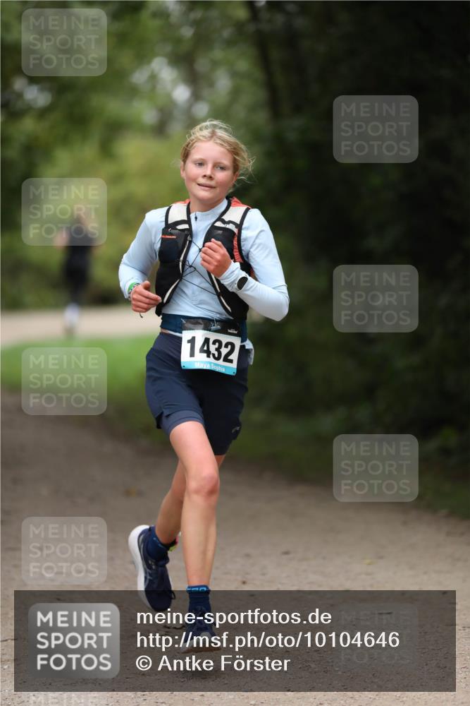 30.08.2026 - Elbe Triathlon Hamburg Antke Förster http://msf.ph/oto/10104646 30.08.2026 11:54:23 Laufen 1432 meine-sportfotos.de