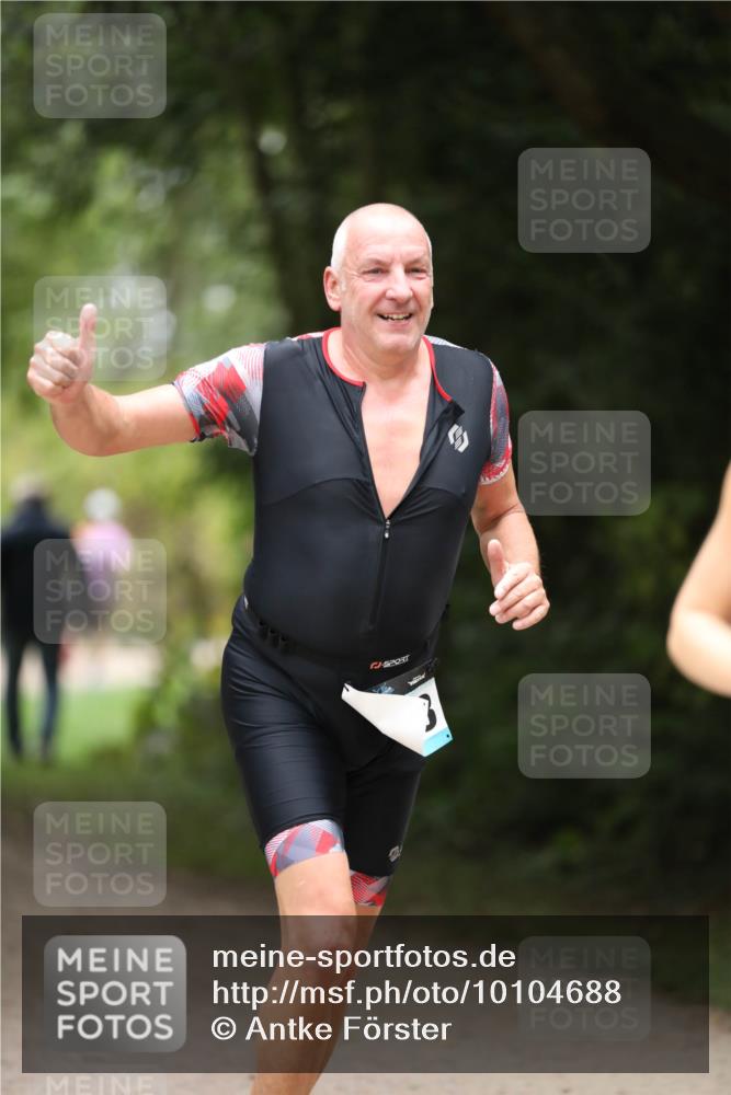 30.08.2026 - Elbe Triathlon Hamburg Antke Förster http://msf.ph/oto/10104688 30.08.2026 11:55:35 Laufen 5203 meine-sportfotos.de
