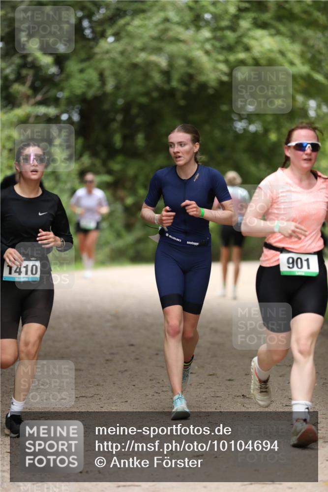 30.08.2026 - Elbe Triathlon Hamburg Antke Förster http://msf.ph/oto/10104694 30.08.2026 11:55:37 Laufen 1410, 901 meine-sportfotos.de