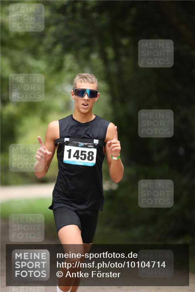 30.08.2026 - Elbe Triathlon Hamburg Antke Förster http://msf.ph/oto/10104714 30.08.2026 11:55:54 Laufen 1458 meine-sportfotos.de