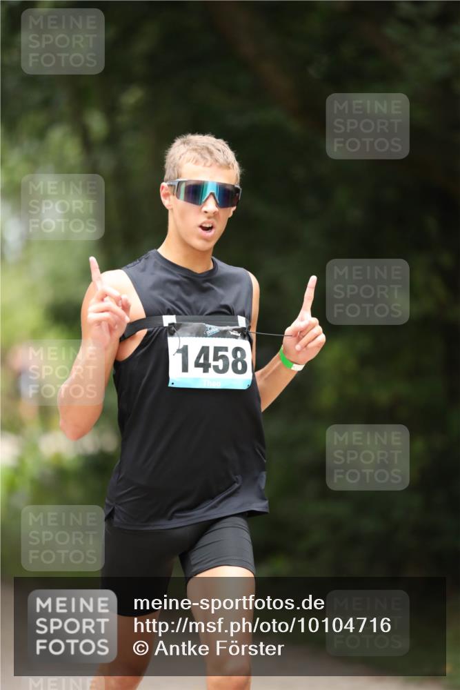 30.08.2026 - Elbe Triathlon Hamburg Antke Förster http://msf.ph/oto/10104716 30.08.2026 11:55:54 Laufen 1458 meine-sportfotos.de