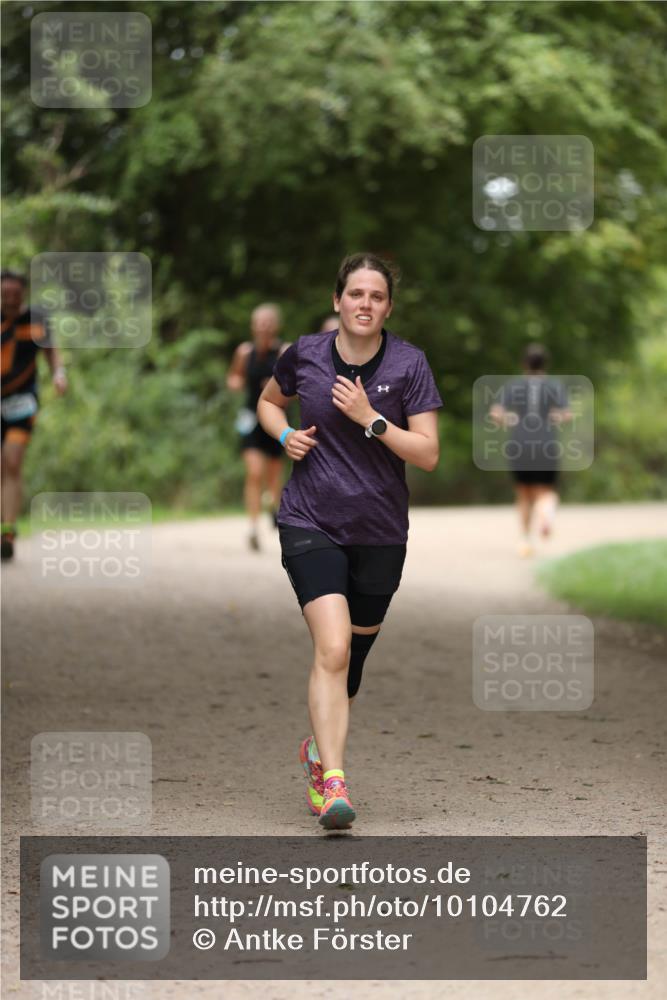 30.08.2026 - Elbe Triathlon Hamburg Antke Förster http://msf.ph/oto/10104762 30.08.2026 11:56:36 Laufen  meine-sportfotos.de