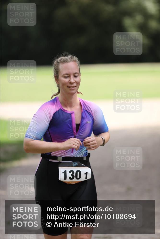 30.08.2026 - Elbe Triathlon Hamburg Antke Förster http://msf.ph/oto/10108694 30.08.2026 14:33:10 Laufen 130, 1 meine-sportfotos.de