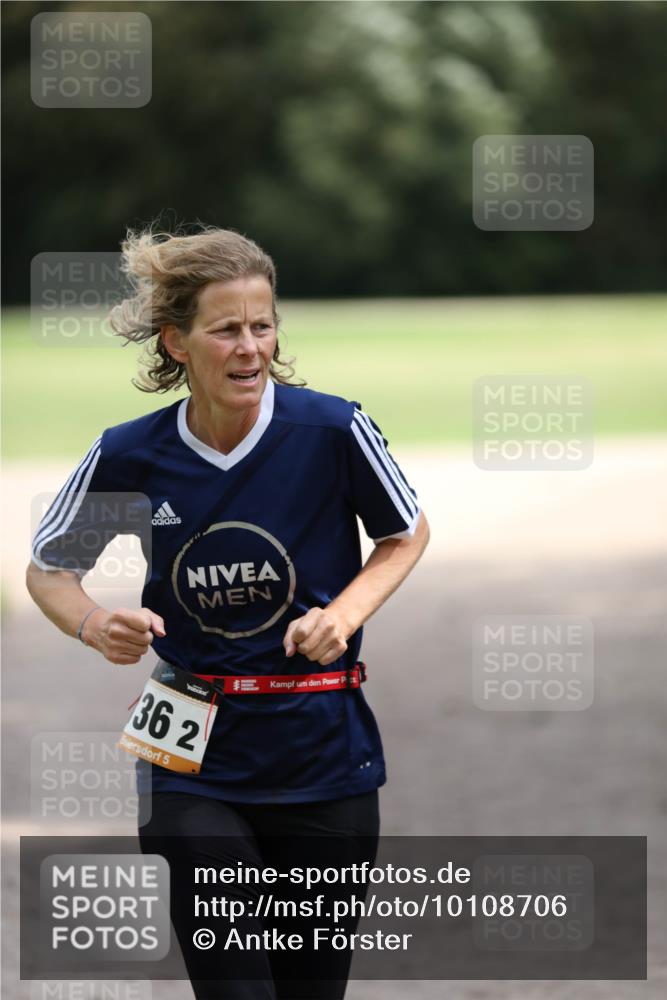 30.08.2026 - Elbe Triathlon Hamburg Antke Förster http://msf.ph/oto/10108706 30.08.2026 14:33:45 Laufen 36, 2, 5 meine-sportfotos.de